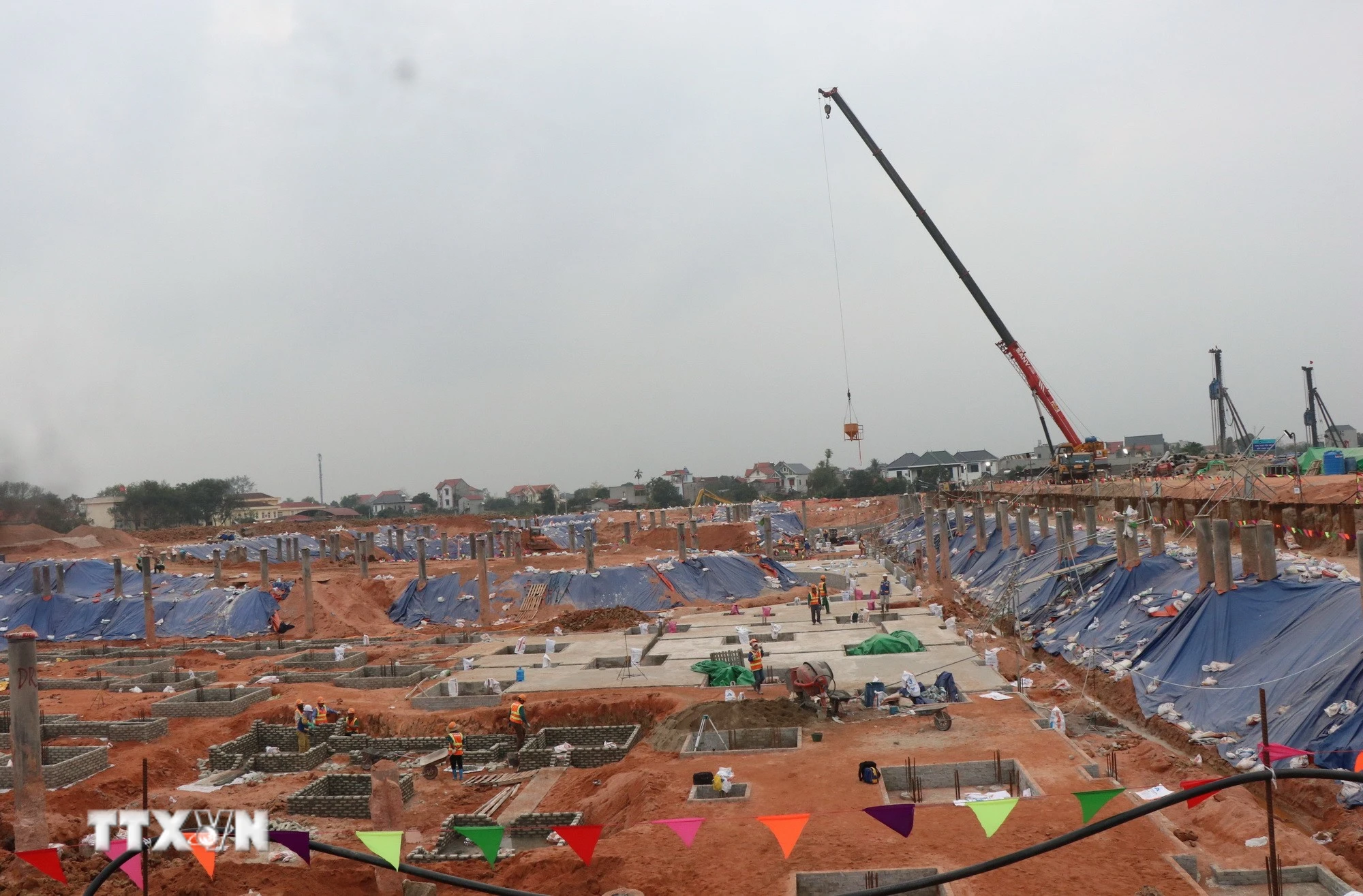 Bắc Ninh: Xuyên Tết thi công công trình Cảng hàng không quốc tế Gia Bình