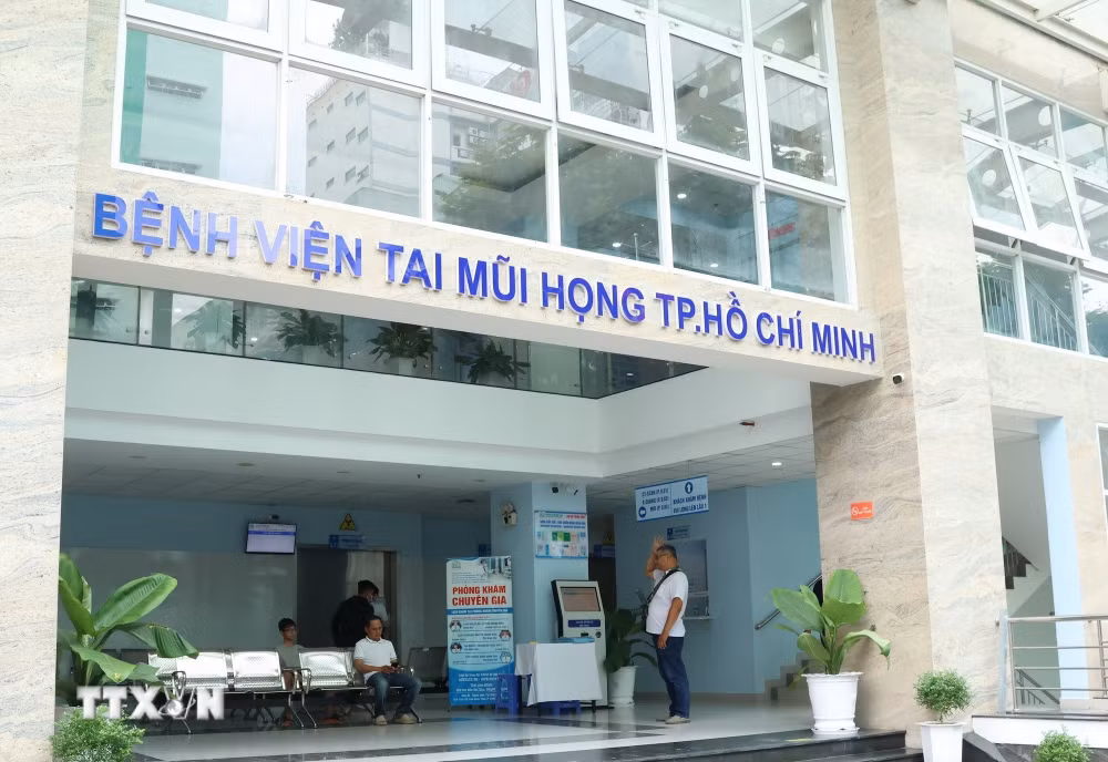 ttxvn-0407-tru-so-cong-doi-du-thanh-pho-ho-chi-minh-1.jpg