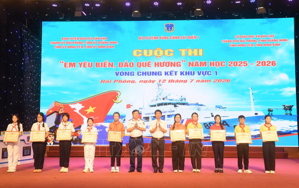 0708-cuoc-thi-em-yeu-bien-dao-3.jpg