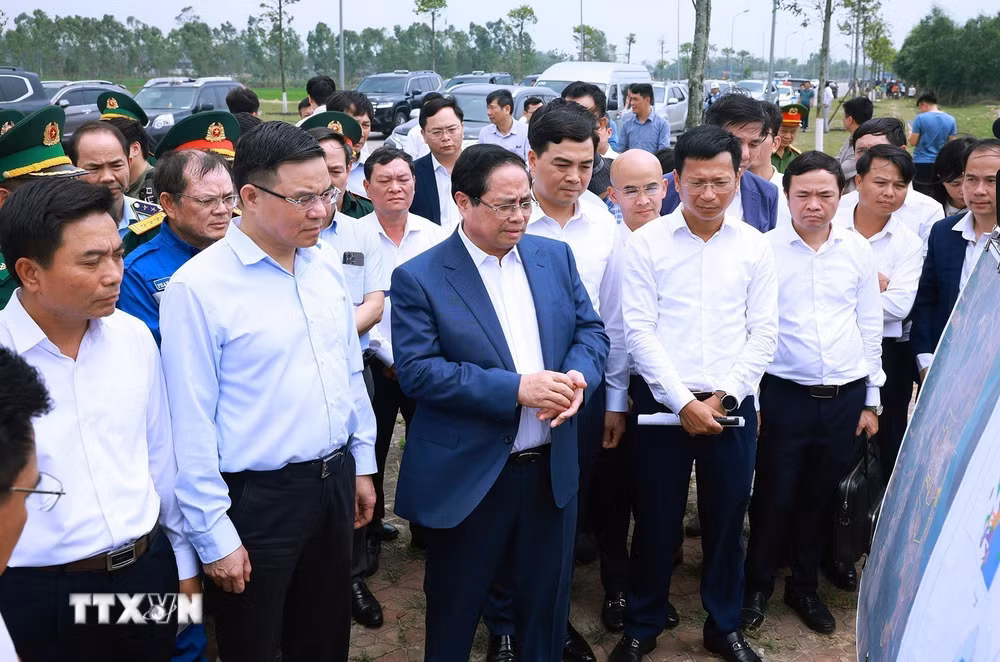 ttxvn-2903-thu-tuong-nha-may-loc-hoa-dau-nghi-son-2.jpg