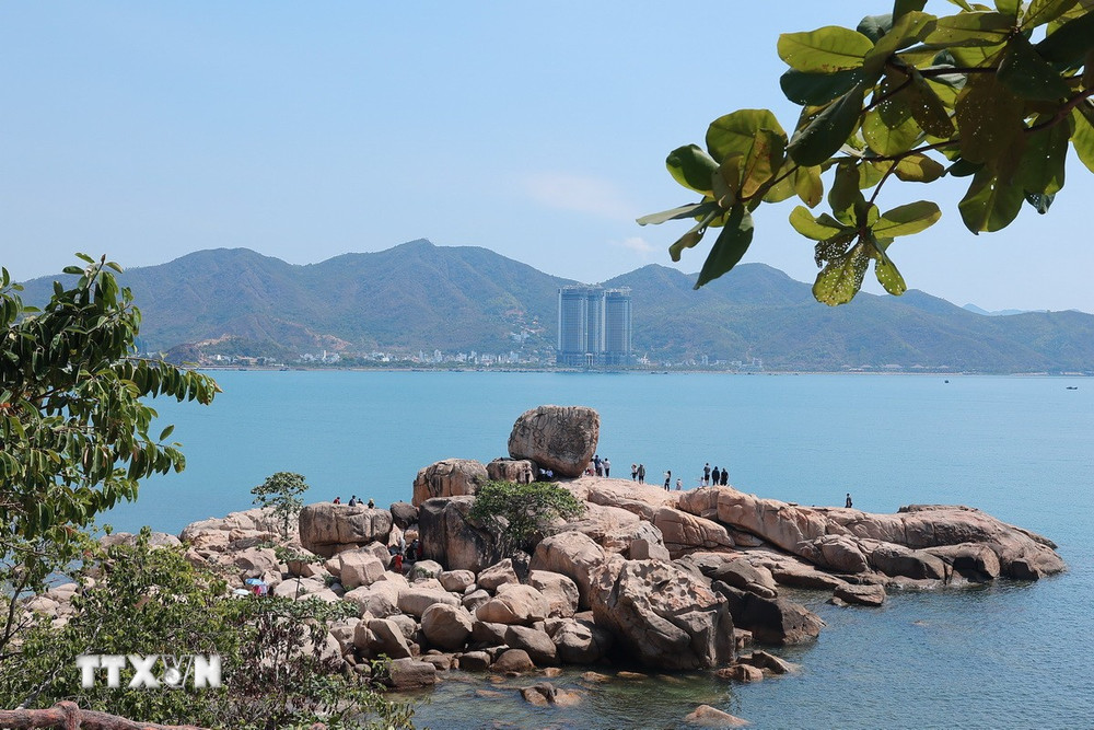 Thị Trường Bất Động Sản Khánh Hòa Bùng Nổ Trong Quý 3 Năm 2025 4 Thị Trường Bất Động Sản Khánh Hòa Bùng Nổ Trong Quý 3 Năm 2025