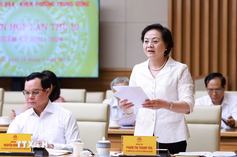 ttxvn-2806-thu-tuong-thi-dua-khen-thuong-2.jpg