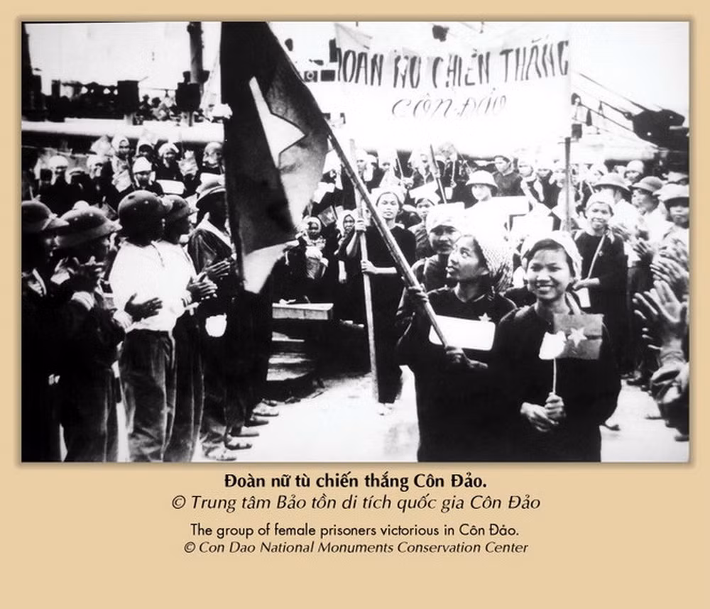 2104-nu-tu-con-dao.jpg