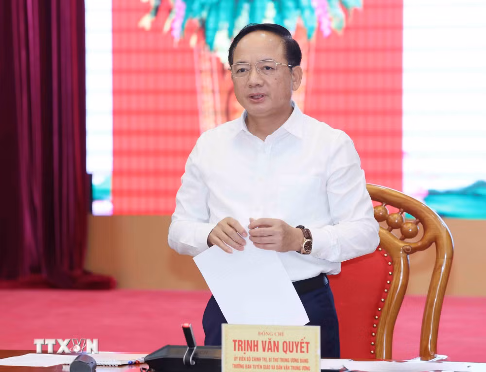 ttxvn-3007-truong-ban-tuyen-giao-dan-van-trung-uong-co-quan-bao-chi-truyen-thong-2.jpg