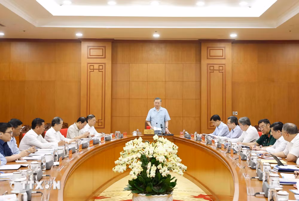 ttxvn-1407-tong-bi-thu-chu-tich-nuoc-cong-nghiep-dong-tau-2.jpg
