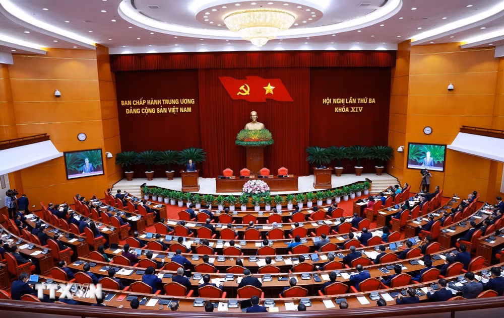 Phiên bế mạc Hội nghị lần thứ 3 Ban Chấp hành Trung ương Đảng khóa XIV. (Ảnh: Dương Giang/TTXVN) ttxvn-2407-be-mac-hoi-nghi-lan-3-ban-chap-hanh-trung-uong-dang-1.jpg