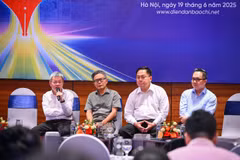 Các diễn giả tại phiên thảo luận với chủ đề “Báo chí Việt Nam trong kỷ nguyên mới: Tầm nhìn kiến tạo không gian phát triển.” (Ảnh: Thành Đạt)