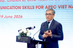 Ông Fernando Salas, Giám đốc Bộ phận Truyền thông và Quan hệ công chúng Ban Thư ký APEC quốc tế tham dự Hội thảo. (Ảnh: Quang Hòa)