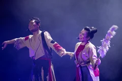 Chuyện tình Chí Phèo-Thị Nở và triết lý nhân sinh trong tác phẩm nổi tiếng của nhà văn Nam Cao được chuyển tải đến khán giả một cách mới lạ thông qua ngôn ngữ nhạc kịch. (Ảnh: PV/Vietnam+)