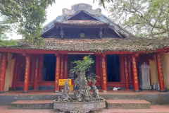 Chùa Đậu là ngôi chùa cổ nghìn năm tuổi, lưu giữ nhiều di sản quốc gia. (Ảnh: Minh Thu/Vietnam+)