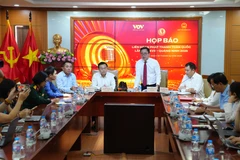 Nhà báo Phạm Mạnh Hùng, Phó Tổng Giám đốc Đài Tiếng nói Việt Nam, Trưởng Ban Tổ chức Liên hoan Phát thanh toàn quốc lần thứ XVII chủ trì cuộc họp báo về Liên hoan. (Ảnh: PV/Vietnam+)