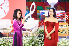 Nghệ sỹ Nhân dân Mai Hoa là giọng trầm đặc biệt của nhạc Việt. (Ảnh: PV/Vietnam+)