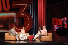 Êkip làm phim "Cảm ơn người đã thức cùng tôi" là khách mời đầu tiên của chương trình "Studio 3." (Ảnh: VTV)