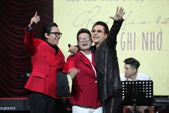 Bằng Kiều, Tuấn Hưng, Anh Tú tái hợp trong live concert của nhóm Quả Dưa Hấu. (Ảnh: PV/Vietnam+)