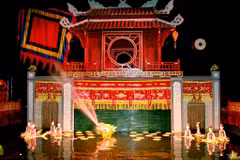 Phường rối Nguyên Xá vẫn lưu giữ được hàng trăm con rối cổ, nhiều trò và tích diễn đặc sắc. (Ảnh: CTV/Vietnam+)