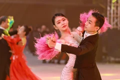 Chương trình gây ấn tượng không chỉ bởi quy mô mà còn bởi ngôn ngữ hình thể tinh tế, giàu cảm xúc. (Ảnh: PV/Vietnam+)