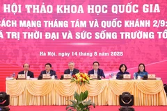 Các đại biểu chủ trì hội thảo. (Ảnh:Văn Điệp/TTXVN)