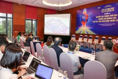 Phiên thảo luận với chủ đề: “Nguồn thu trong thời đại số: Không chỉ quảng cáo, báo chí phải bán được nhiều thứ hơn!” (Ảnh: Công luận)