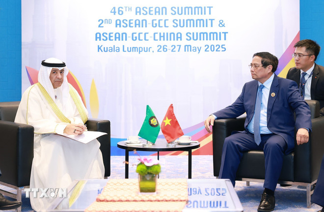 ttxvn-thu-tuong-pham-minh-chinh-gap-tong-thu-ky-hoi-dong-hop-tac-vung-vinh-gcc-2705-3.jpg