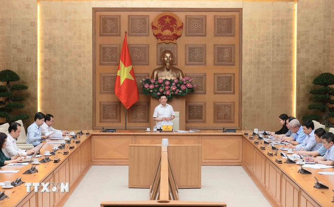 "Có giải pháp căn cơ, đồng bộ để quản lý thị trường bất động sản" ttxvn-pho-thu-tuong-ho-duc-phoc-chu-tri-hop-ban-chi-dao-dieu-hanh-gia-quy-ii-0508-2.jpg