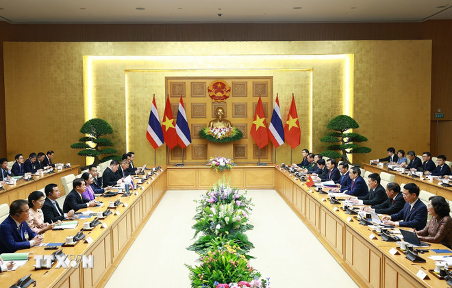 ttxvn-hai-thu-tuong-viet-nam-va-thai-lan-dong-chu-tri-ky-hop-lan-thu-tu-noi-cac-chung-viet-nam-thai-lan-16-3.jpg
