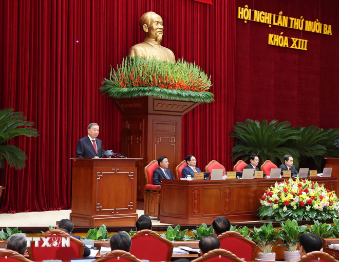 Tổng Bí thư Tô Lâm phát biểu khai mạc Hội nghị lần thứ mười ba, Ban Chấp hành Trung ương Đảng khóa XIII. (Ảnh: Thống Nhất/TTXVN)