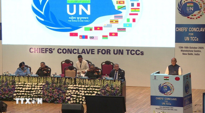 Indický ministr obrany Rajnath Singh hovoří na konferenci. (Foto: Quang Trung/VNA) ttxvn-viet-nam-de-xuat-giai-phap-tang-cuong-hieu-qua-cua-hoat-dong-gghb-lhq-3.jpg
