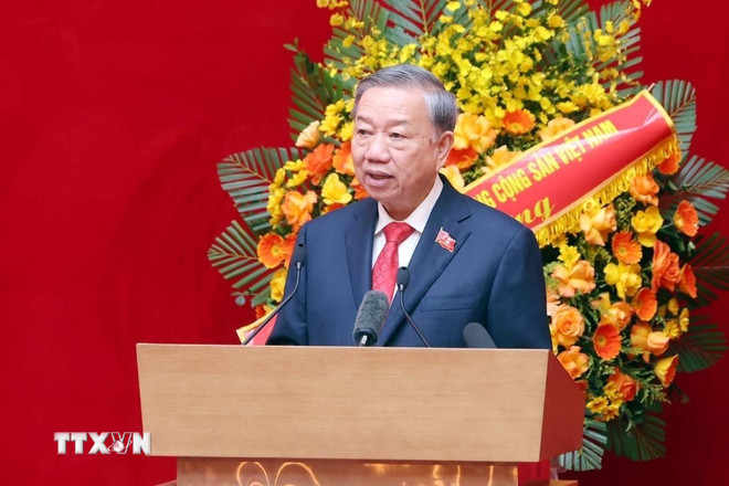 Tổng Bí thư Tô Lâm phát biểu chỉ đạo tại Đại hội đại biểu Đảng bộ Công an Trung ương lần thứ VIII, nhiệm kỳ 2025-2030. (Ảnh: Phạm Kiên/TTXVN) ttxvn-tong-bi-thu-to-lam-du-dai-hoi-dai-bieu-dang-bo-cong-an-trung-uong-0410-2.jpg