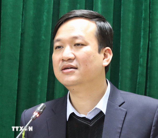 ttxvn-bo-chinh-tri-thi-hanh-ky-luat-1001-3.jpg