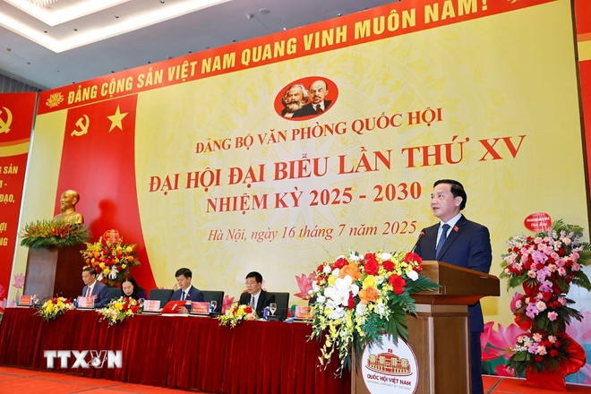 Phó Bí thư Đảng ủy Quốc hội, Phó Chủ tịch Quốc hội Nguyễn Khắc Định phát biểu chỉ đạo. (Ảnh: Doãn Tấn/TTXVN)