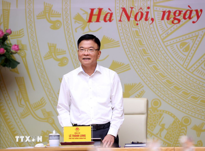 ឧបនាយករដ្ឋមន្ត្រី Le Thanh Long ថ្លែងមតិបញ្ចប់។ (រូបថត៖ Van Diep/VNA) ttxvn-pho-thu-tuong-le-thanh-long-chu-tri-so-ket-phat-trien-y-duoc-co-truyen-04-3.jpg