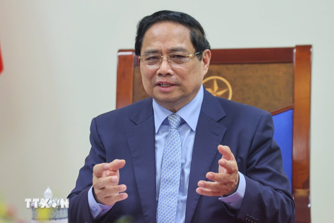 នាយករដ្ឋមន្ត្រី Pham Minh Chinh បានសន្ទនាតាមទូរស័ព្ទជាមួយអធិការបតីអាល្លឺម៉ង់ Friedrich Merz។ (រូបថត៖ Duong Giang/VNA) ttxvn-thu-tuong-pham-minh-chinh-dien-dam-thu-tuong-duc-friedrich-merz-2909-3jpg.jpg