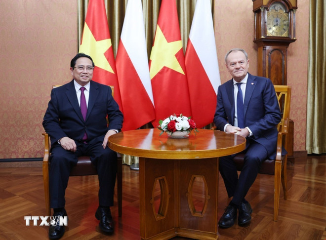ttxvn-thu-tuong-pham-minh-chinh-gap-hep-thu-tuong-cong-hoa-ba-lan-1601-4.jpg