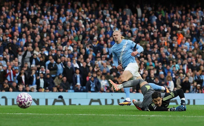 Premier League: Liverpool trở lại ngôi đầu, Man City đánh bại M.U man-city-1509-3.jpg