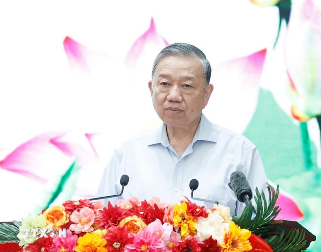 ttxvn-tong-bi-thu-to-lam-tham-lam-viec-voi-vung-5-hai-quan-20-1.jpg
