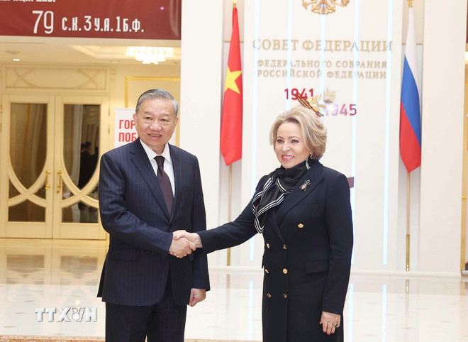ttxvn-tong-bi-thu-to-lam-hoi-kien-chu-tich-hoi-dong-lien-bang-quoc-hoi-lb-nga-0905-1.jpg