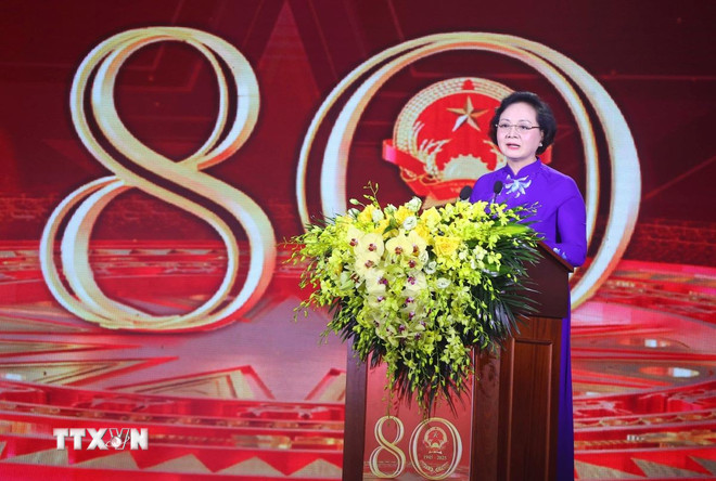 "Ngành Nội vụ góp phần trực tiếp kiến tạo nền quản trị quốc gia và chăm lo an sinh xã hội" ttxvn-tong-bi-thu-to-lam-du-le-ky-niem-80-nam-ngay-thanh-lap-bo-noi-vu-27-3.jpg