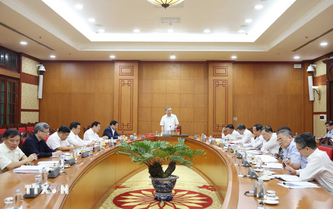 Một số vấn đề mới, quan trọng trong Dự thảo các Văn kiện trình Đại hội XIV của Đảng ttxvn-tong-bi-thu-to-lam-lam-viec-voi-thuong-truc-cac-tieu-ban-dai-hoi-xiv-cua-dang-22.jpg