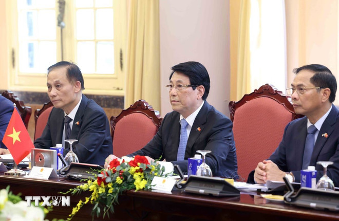 ttxvn-chu-tich-nuoc-luong-cuong-va-toan-quyen-australia-sam-mostyn-hoi-dam-10-2.jpg