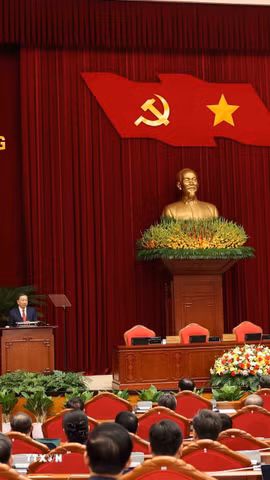 Tổng Bí thư, Chủ tịch nước Tô Lâm phát biểu bế mạc Hội nghị lần thứ tư Ban Chấp hành Trung ương Đảng khóa XIV. (Ảnh: Thống Nhất/TTXVN)