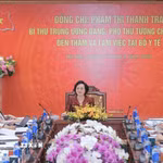 Phó Thủ tướng Phạm Thị Thanh Trà làm việc tại Bộ Y tế. (Ảnh: Minh Quyết/TTXVN)