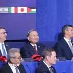 Tổng Bí thư Tô Lâm và các đại biểu dự Phiên khai mạc Hội đồng Hòa bình về Gaza. (Ảnh: Thống Nhất/TTXVN)