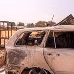 Cảnh tàn phá khi các tay súng tấn công và phóng hỏa ở khu vực Woro và Nuku ở bang Kwara, Nigeria ngày 5/2/2026. (Ảnh minh họa: Anadolu Agency/TTXVN)