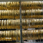 Trang sức vàng được bày bán tại tiệm kim hoàn ở Ankara, Thổ Nhĩ Kỳ. (Ảnh: THX/TTXVN)