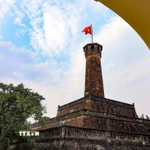 Cột cờ Hà Nội (còn gọi là Kỳ Đài Hà Nội) là một di tích tiêu biểu trong quần thể các di tích thuộc Di sản thế giới Khu trung tâm Hoàng Thành Thăng Long-Hà Nội. (Ảnh: Thanh Tùng/TTXVN)