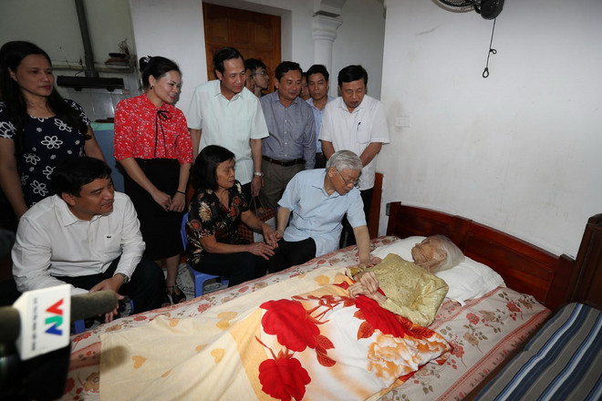 Tổng Bí thư Nguyễn Phú Trọng: Đừng ham dự án mà phát triển nóng ảnh 3