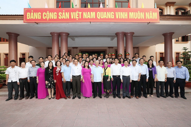 Tổng Bí thư Nguyễn Phú Trọng: Đừng ham dự án mà phát triển nóng ảnh 2