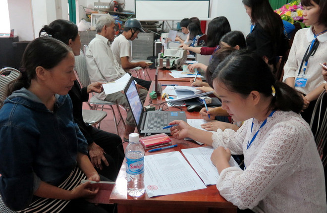 Hà Tĩnh chi trả tiền cho người dân sau sự cố môi trường biển ảnh 1