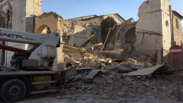 Cảnh đổ nát sau trận động đất ở Italy. (Nguồn: BBC) Hàng chục người bị thương sau trận động đất mạnh ở miền Trung Italy ảnh 1
