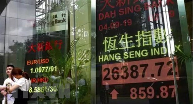 Chứng khoán Hong Kong (Trung Quốc) tăng điểm. (Ảnh: Economic Times/TTXVN) Chứng khoán châu Á tăng nhẹ trong phiên giao dịch chiều 27/4 ảnh 1